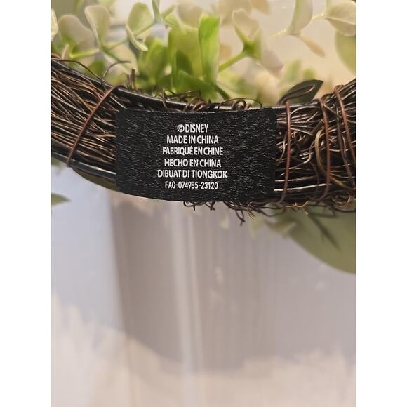 NWT Disney Parks Mickey Mouse Icon Christmas Holiday Wreath Floral Homestead - Picture 9 of 9